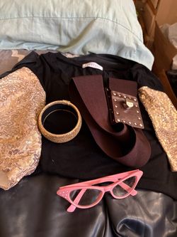 Retro Halloween outfit $10