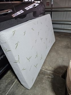 Twin Memory Foam Mattress
