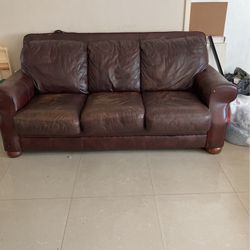 Dell Screen 15 Inc. & Sofa Bed