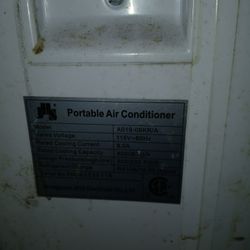 Portable AC Unit Value Barrely Used 