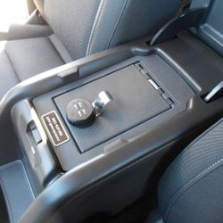 GMC Canyon Console Vault