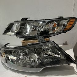 10-13 Kia Forte/Koup Front Headlights 