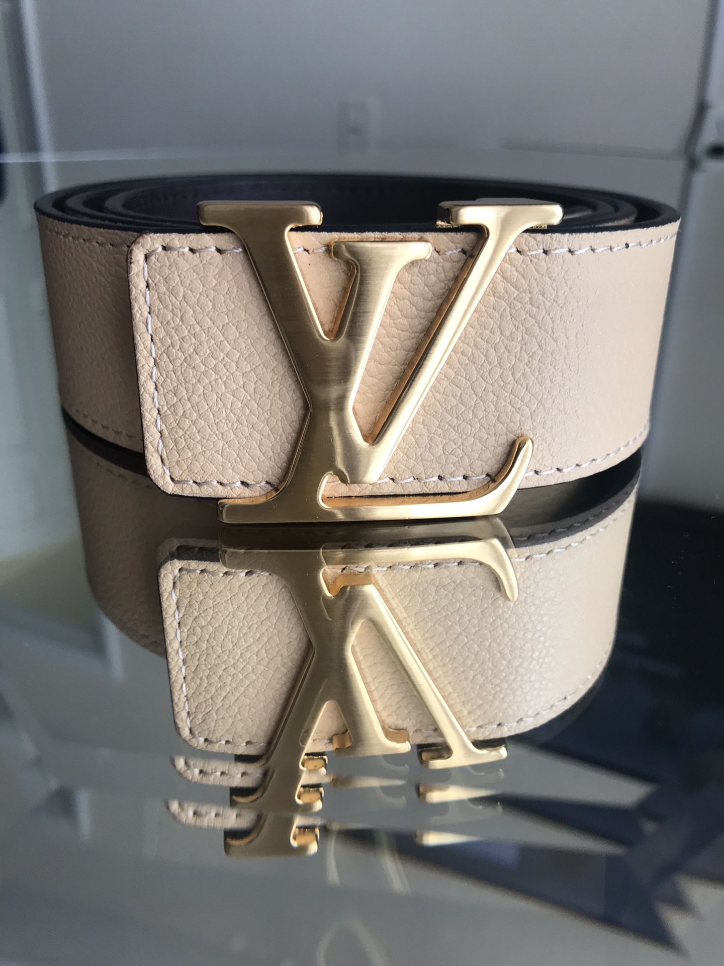 Leather Louis Vuitton belt