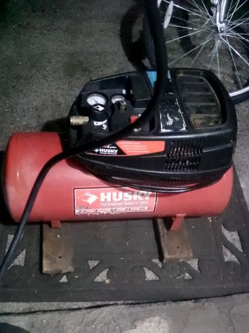 Husky Air Compressor 30.00 Obo