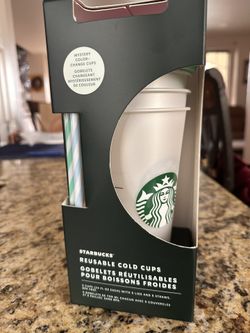 Starbucks 24oz Cups, lids straws (3)