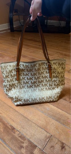 Mk purse