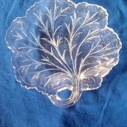 Leaf Design Plates