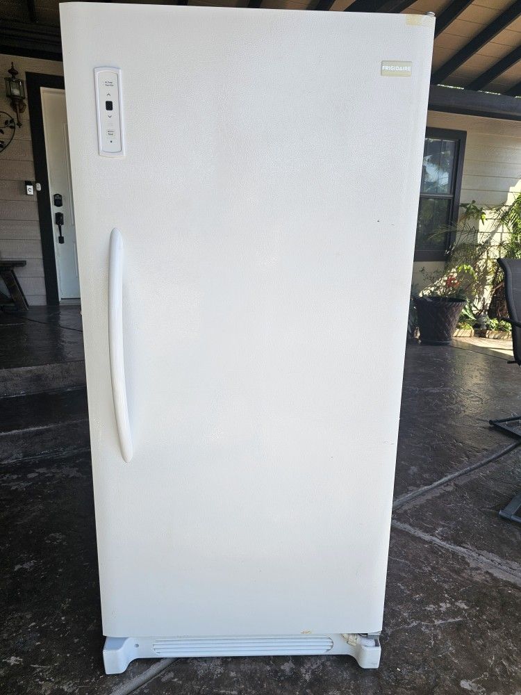Freezer Frigidaire