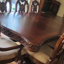 Dinning Room Table, 8 Chairs, Sits 10 Comfortably $900 or Best Offer