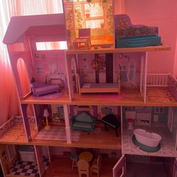 barbie doll house