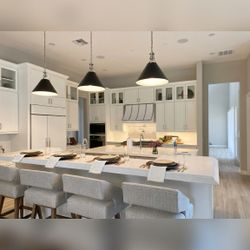 Set of 4 Bar Stools, Bar Height - Like New - Gilbert, AZ