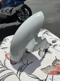 BMW S1000RR Factory Front Fender (White)