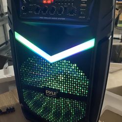 Pyle Portable Bluetooth PA Speaker System - 600W Rechargeable Outdoor Bluetooth (PPHP1042B)