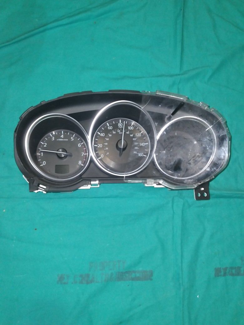 Mazda CX5 CX-5 17 18 19 instrument cluster speedometer TK49-55430 x