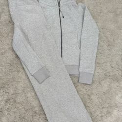 Grey Lululemon scuba set