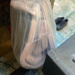 mattress / mattresses topper