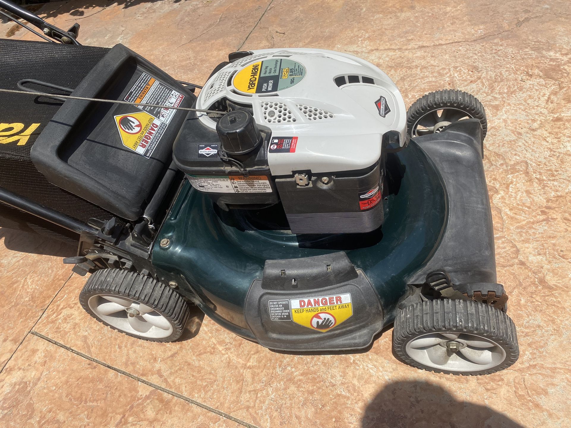 Yard man 625 Series Lawn Mower