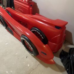 Steve McQueen  Bed 