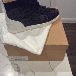 Christian Lou Spikes