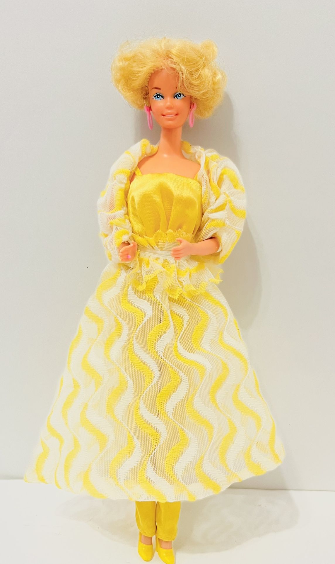 vintage barbie yellow dress for Barbie doll 36 Lexi's Toy Loft Vintage Barbie Yellow Dress -