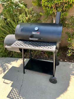 Royal Gourmet Black Barrel Charcoal Grill