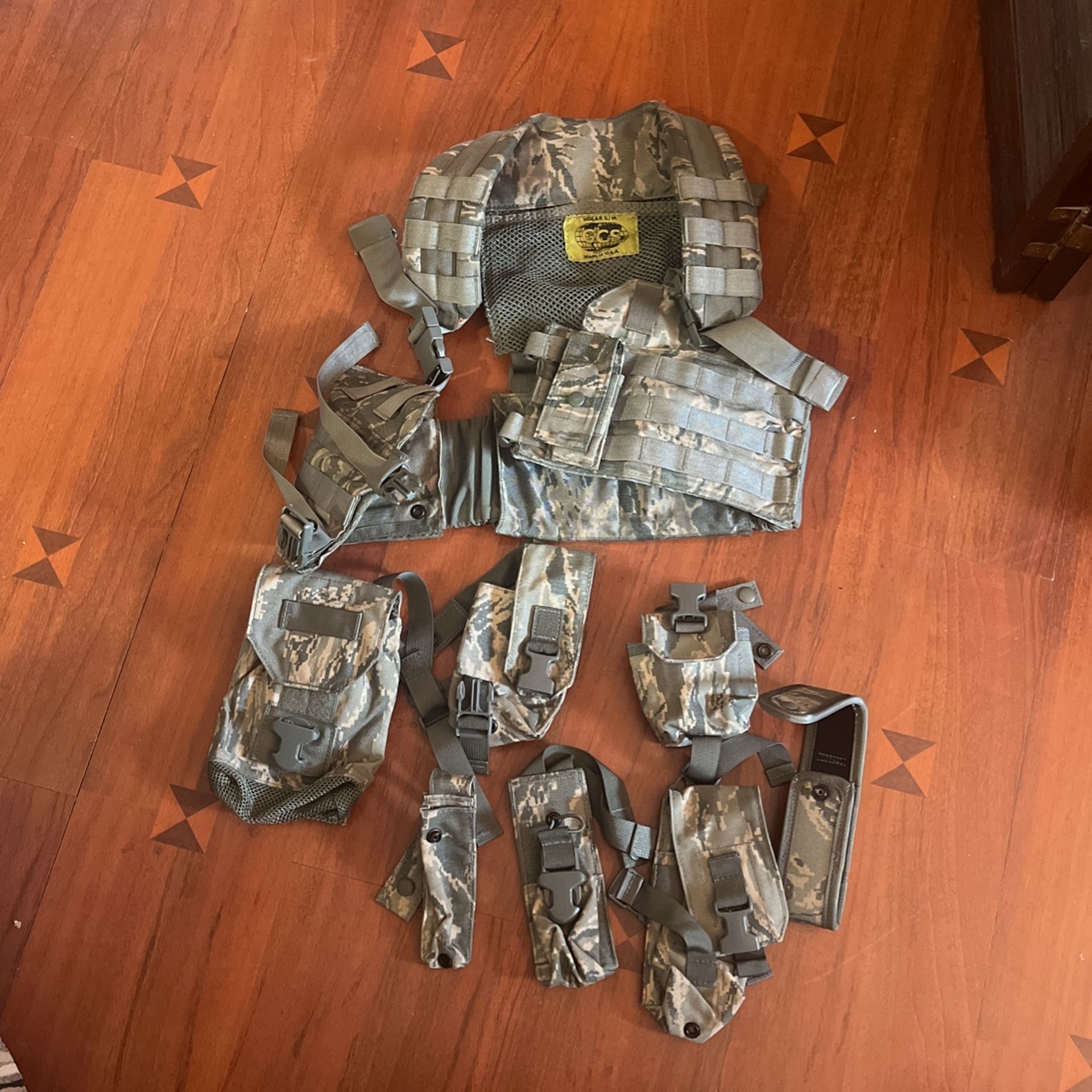 GCS H-Harness with Pouches