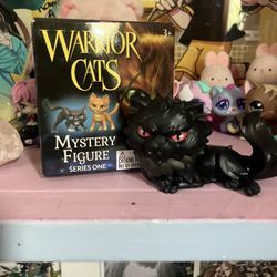 WARRIOR CATS YELLOWFANG