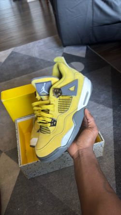 Air Jordan 4s