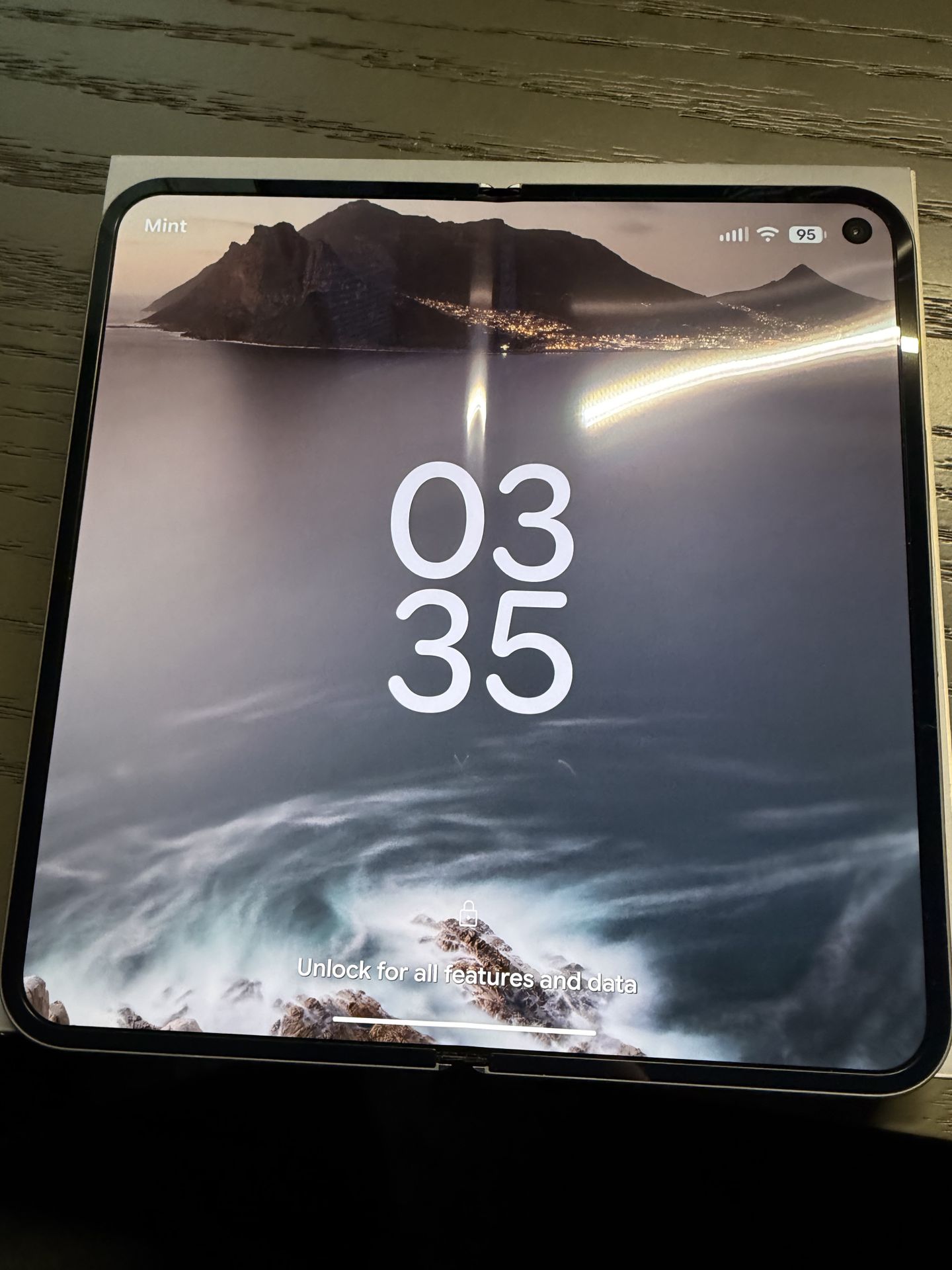 PRISTINE Google Pixel 10 Pro Fold - 512GB Moonstone