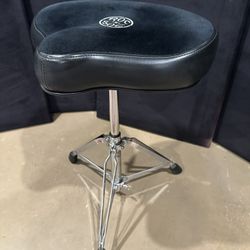 Roc-N-Soc Nitro Drum Throne with Original Saddle - Black