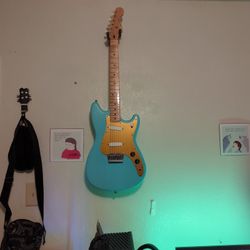 Squier Duo Sonic and Hardcase