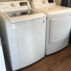1 Year Old Like New LG Huge 5.4 Cubic Feet Washer & Dryer