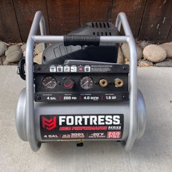 4 Gallon Air Compressor 