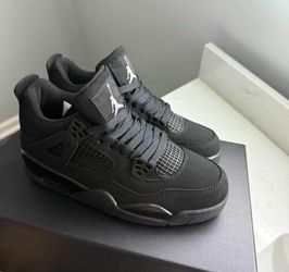 Air Jordan 4 “ black cats “ size 10