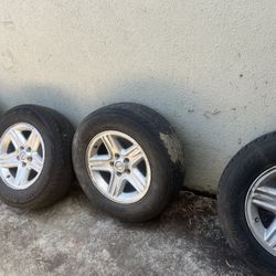 2001  Jeep Cherokee Xj  Tires