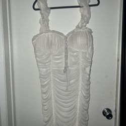 White Dress / Vestido Blanco