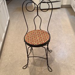 Super Cute Metal Chair