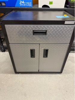 Gladiator Ready-to-Assemble 3/4 Door GearBox 28-in W x 31-in H x 18-in D Freestanding Steel Cabinet