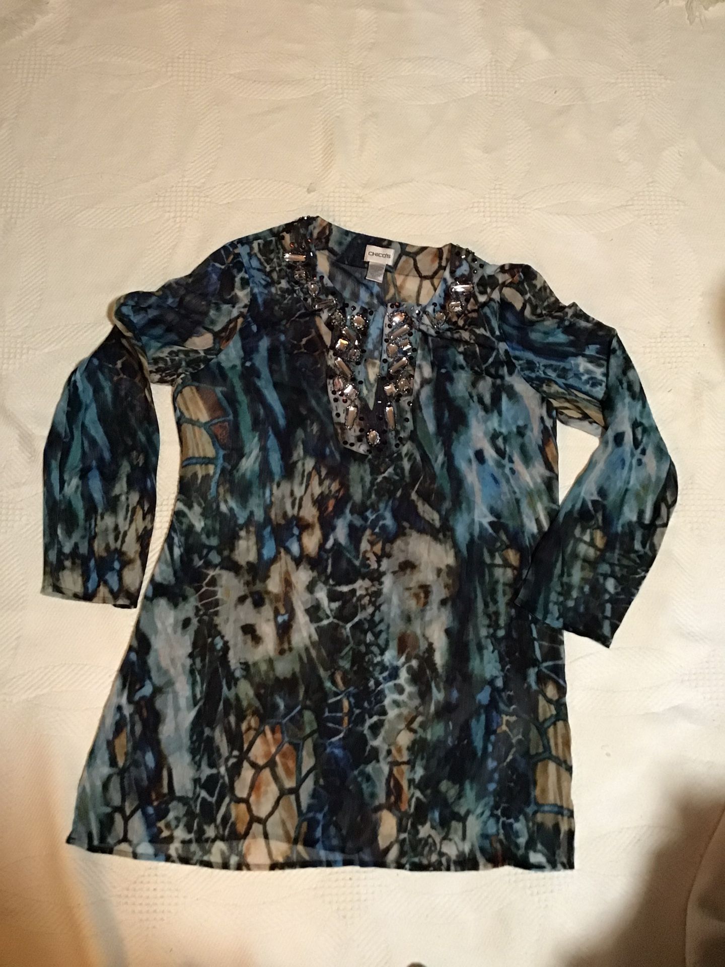 Women’s Size Large 2 Cardigans 10pc $17