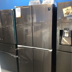 Samsung Four Door Flex Refrigerator With Water Pitcher