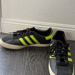 Adidas Sambas Green And Black Size 8M