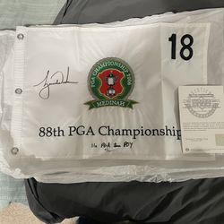 Signed Golf Flag Tiger Woods 