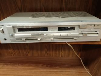 Technics Vintage AM/FM Receiver Model SA-211