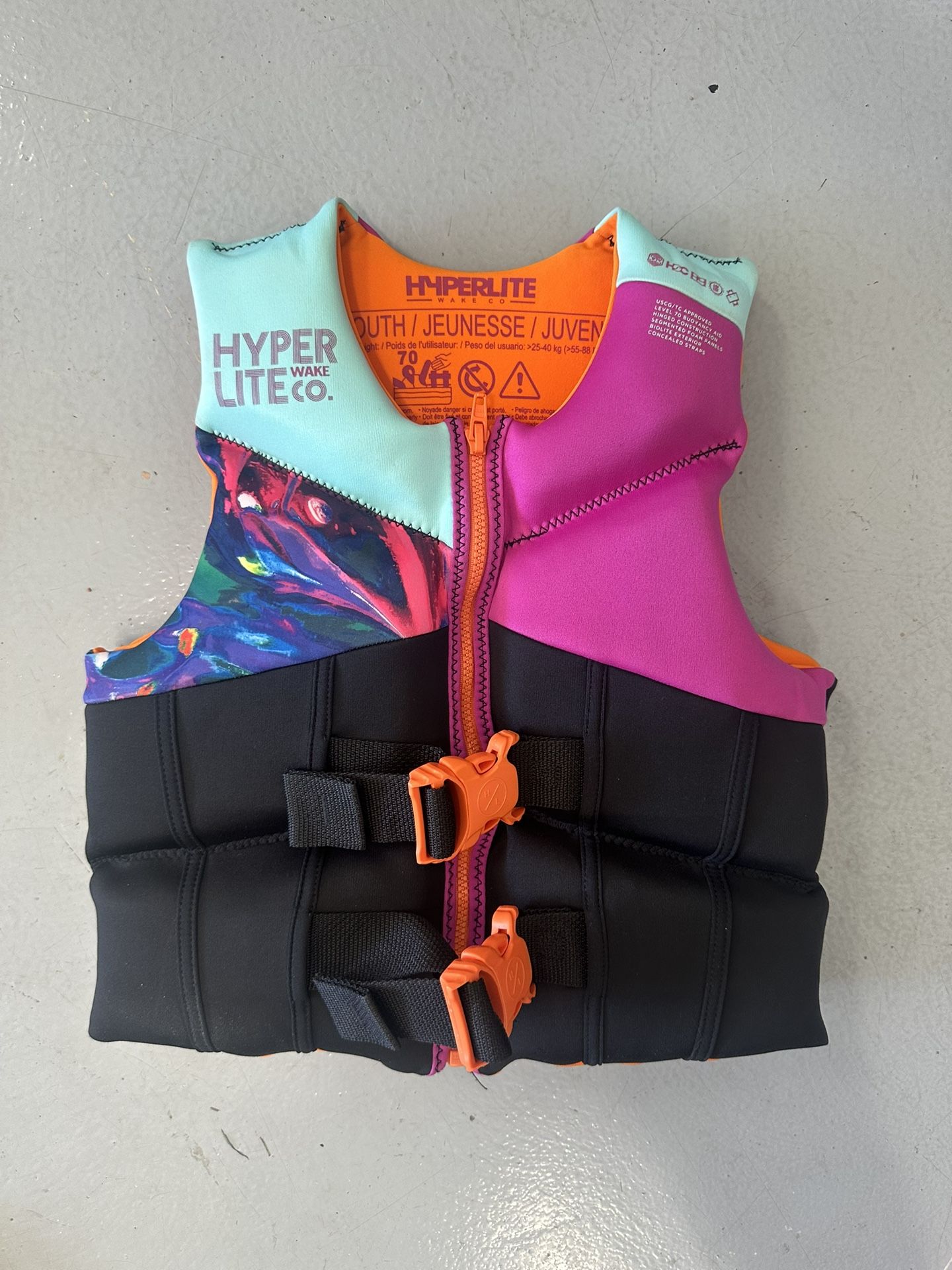 Like-New Youth Life Vest
