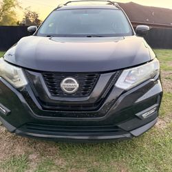 2018 Nissan Rogue 