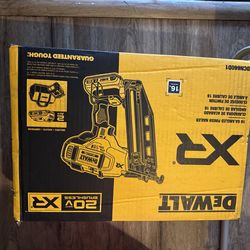 Dewalt  16gauge finish gun