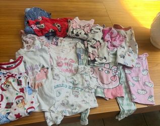 Girls clothes bundle