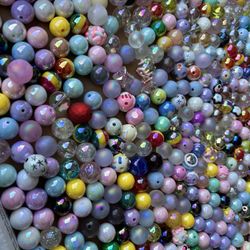 35pc Mix Large Bead 16mm For $5 