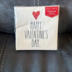 New Sealed Rae Dunn Happy Valentines Day 40 Beverage Napkins
