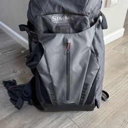 Simms Fly Fishing  Backpack And Waist Pack PRO G4 Shift